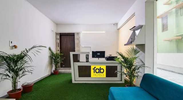 FabHotel Majestic Suite