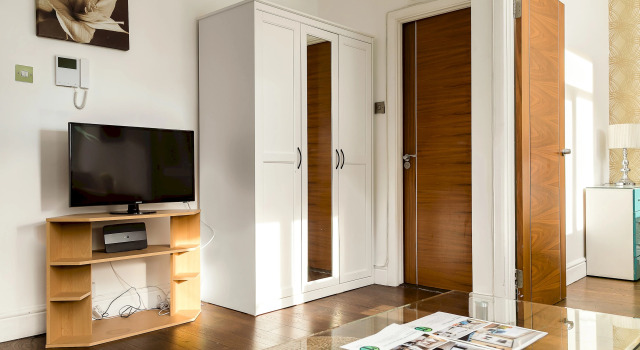 Edgware road modern 1-bedroom