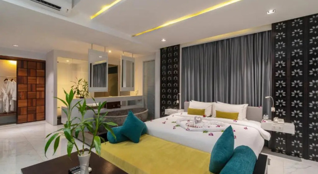 Люкс Executive с балконом King Rock Residence
