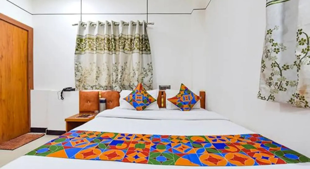 FabHotel Mahakal Shikhar Darshan, Забронировать Отель Отели штата Махараштры с завтраком, Завтраки