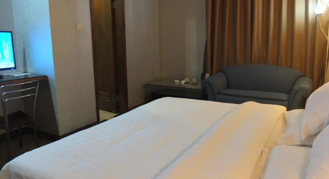Southern Rich Town Hotel