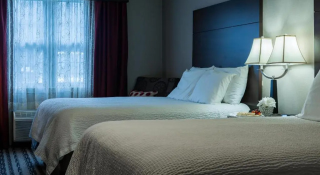 Номер Deluxe Colonial Hotel