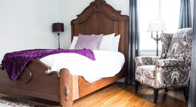 Номер Standard с видом на внутренний двор The Manor on Front