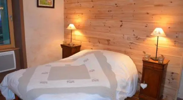 L'Oustal Del Pastre, Prenota Appartamento Hotel a Alvernia con parcheggio, Parcheggio