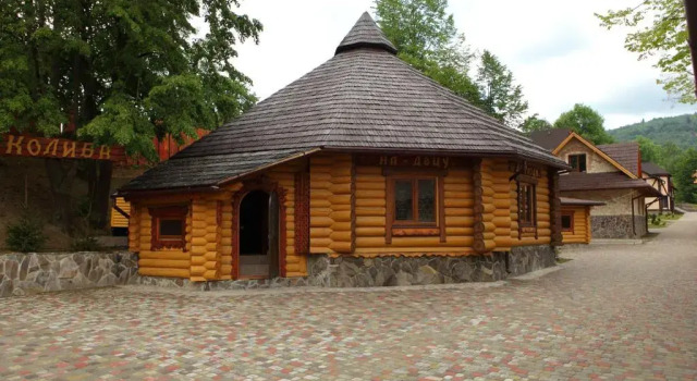 Recreation Complex Uzhanski Kupeli, Prenota Hotel Hotel a Carpathians - Ukraine con piscina, Piscina
