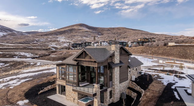 Коттедж Luxury Amanti Lago by Luxury Mountain