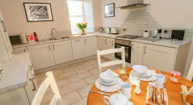East Farmhouse Cottage