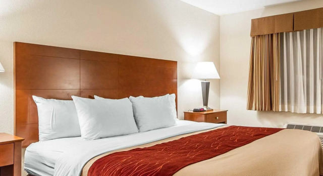 Люкс Quality Inn & Suites Eau Claire University Area