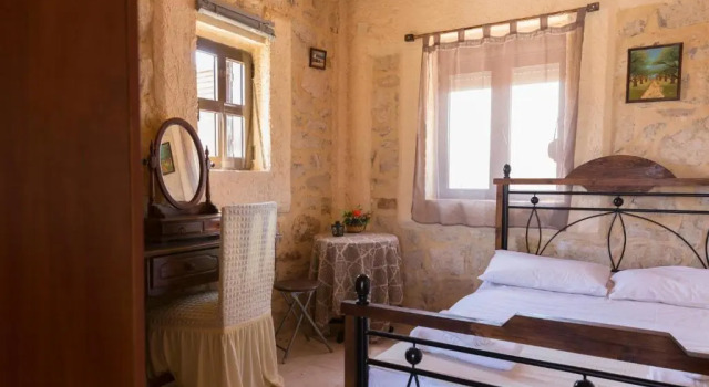 Irene Stone Villa - Private Pool - Sleeps 6, Забронировать Отель Аниссарас 
