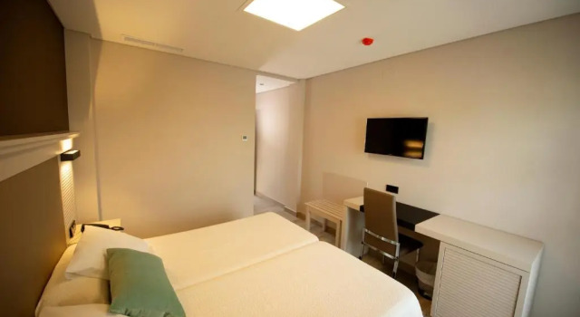 Номер Standard Hotel y Apartamentos Diufain