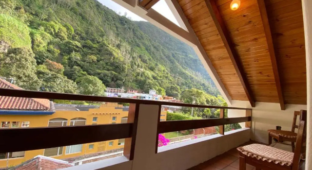 Люкс Volcano Hotel