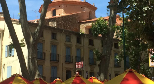 Chic and Comfortable house in Historic Centre of beautiful Ceret, Rezervați Hotel Ceret Pyrénées-Orientales