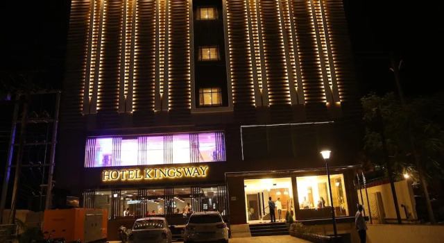 Hotel Kingsway, Забронировать Отель Отели штата Махараштры с завтраком, Завтраки