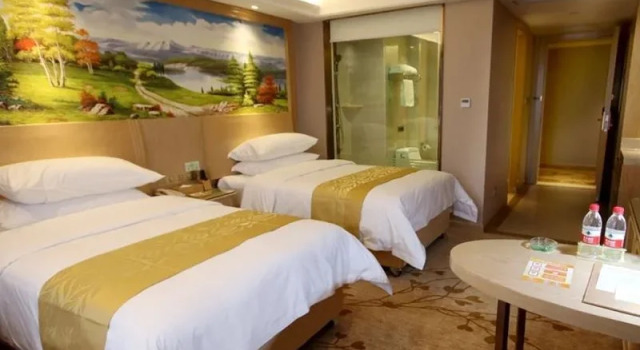 Vienna Hotel Chongqing Yongchuan High-Speed Railway Station, Rezerwuj Hotel Yongchuan Chongqing Area