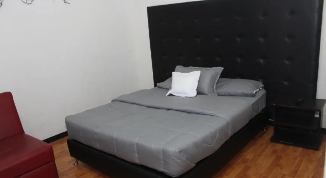 Одноместный номер Standard Hotel Dorado Plaza Bogota