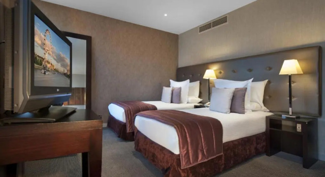 Двухместный номер Superior Hotel Indigo London K West Shepherds Bush by IHG