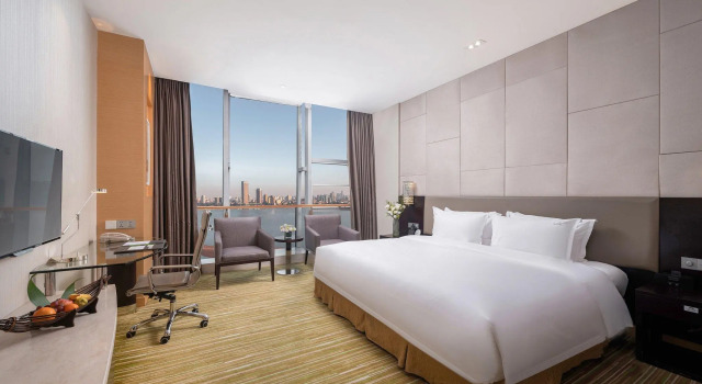Двухместный номер Standard с видом на реку Holiday Inn Nanchang Riverside by IHG