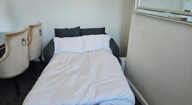 Апартаменты Telford Tranquility Apartment Flat 3 for 4 Guests
