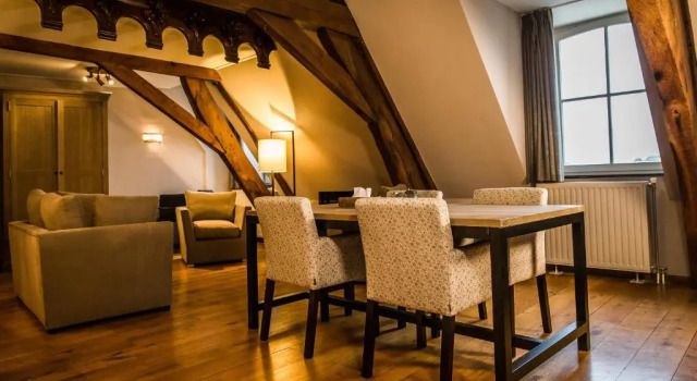 Апартаменты Hotel De Limbourg
