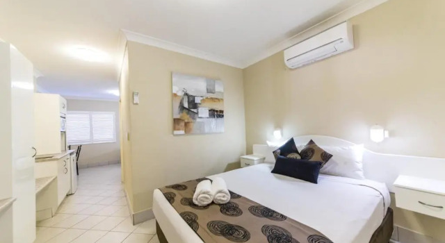 Четырёхместный номер Deluxe Villa Capri Motel