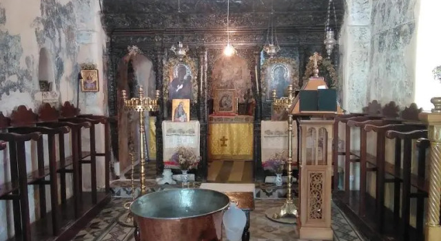 Unique Anoi House - In the Heart of Skyros Village, Забронировать Отель Отели Скироса с парковкой, Парковка