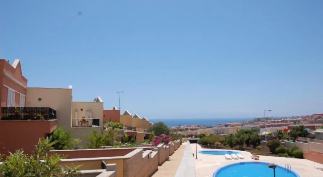 Коттедж Villa with pool in Madroñal Fañabe, Costa Adeje