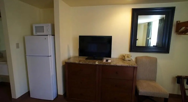 Трёхместный номер Standard Parkview Inn Motel