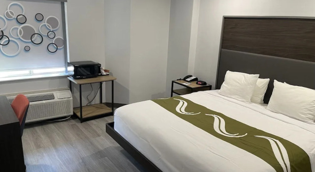 Двухместный номер Standard Quality Inn & Suites Richardson-Dallas