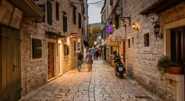 Апартаменты Cozy Downtown Trogir Apartment With Balcony
