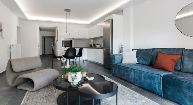 Апартаменты Standard с балконом Stellar 3BR Apartment with Balcony