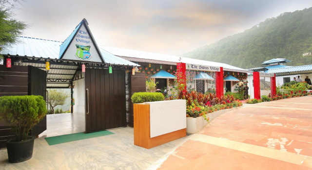 The Swiss Village, Rezervovat Hotel Pangot Uttarakhand