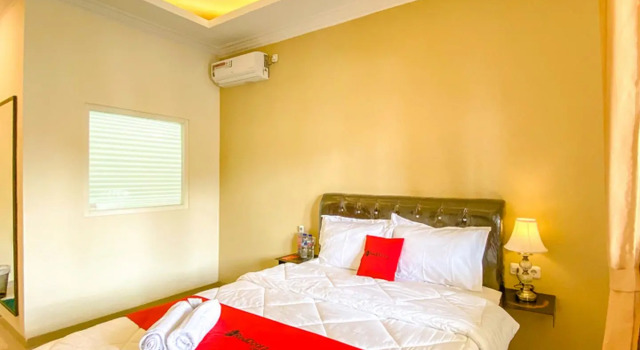 RedDoorz Premium near Museum Angkut Batu 3, Book Hotel 4-stjernede hoteller i Batu, nær Jatim Park 2, 4*