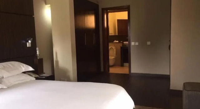 Camera Economy Epe Resort and SPA