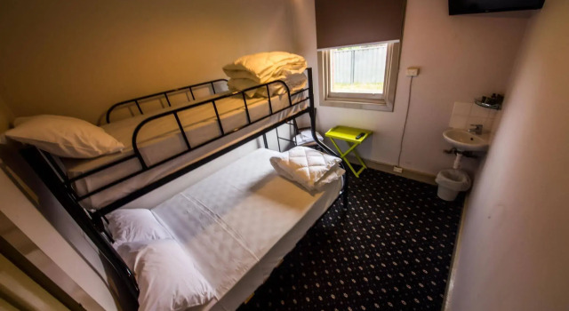 Rooms at Carboni's, Book Hotel Ballarat Goldfields