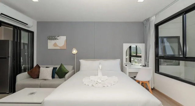 Апартаменты Stylish condo with Pool C175