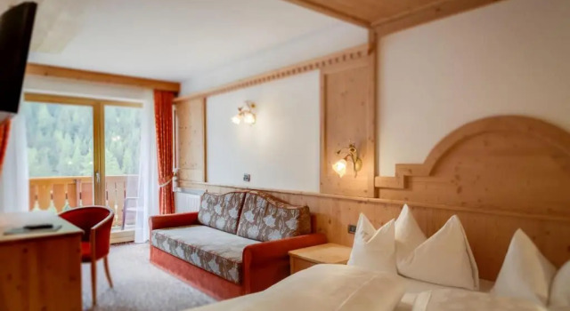 Номер Comfort Hotel Muliac
