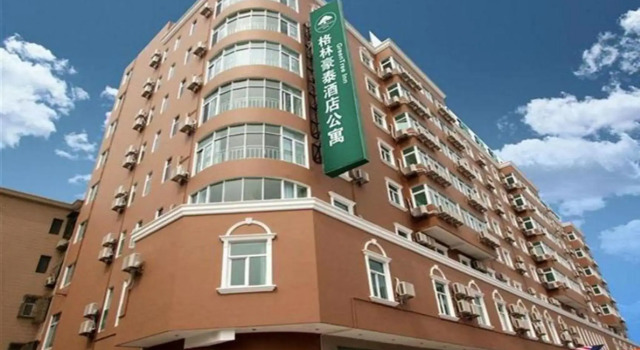 Семейный номер Standard GreenTree Inn Shanghai Hongqiao Airport Hotel