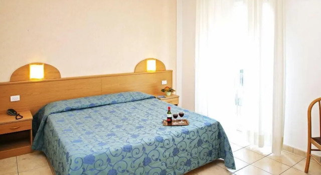 Двухместный номер Comfort с балконом Hotel Marina