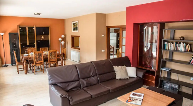 Villa Adlon Solar, Забронировать Отель Отели Кастельдефельс 3 звезды, рядом с Lluminetes Beach, 3*