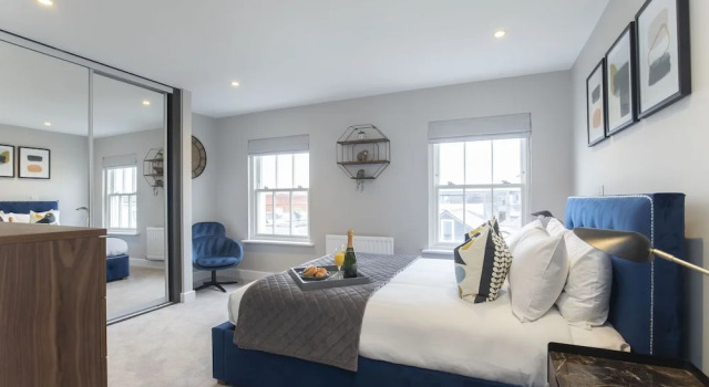 Elliot Oliver - Luxury 3 Bedroom Town Centre Apartment With Parking, Varaa Huoneisto Asunnot kohteessa Merseyside, Huoneisto