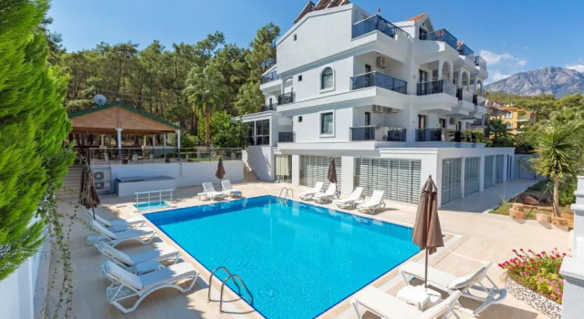 Standardowy dwuosobowy pokój Forest Park Hotel