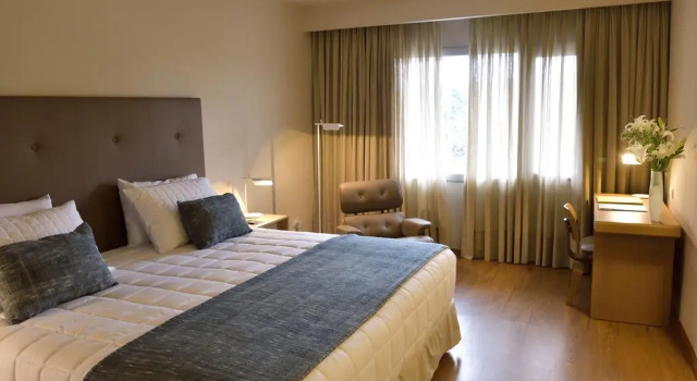 Classique double chambre Dazzler by Wyndham Asuncion