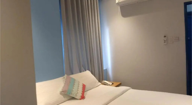 Двухместный номер Standard OYO 816 Oktowaves Hotel