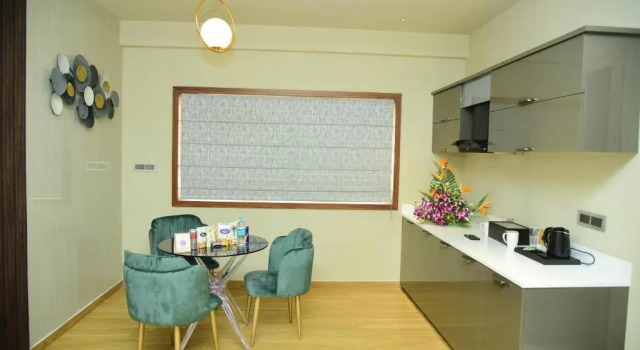Люкс с 2 комнатами Lazdana Hotel Bangalore