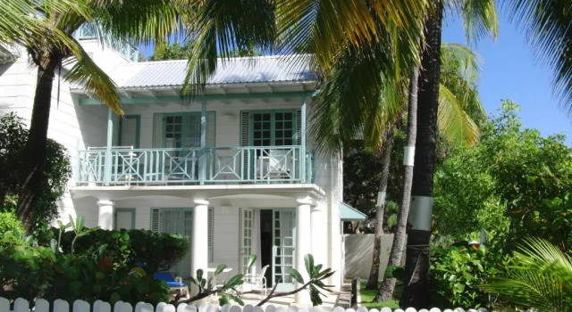Студия Inchcape Seaside Villas