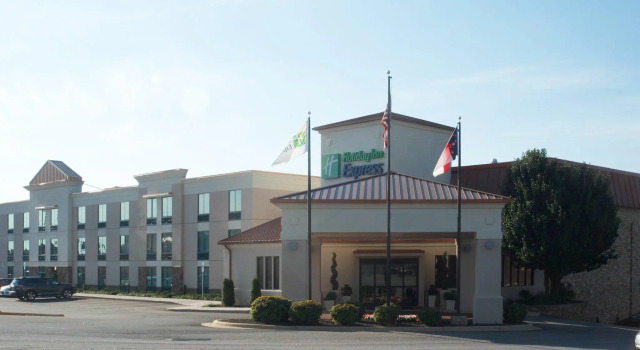 Holiday Inn Express Hickory-Hickory Mart by IHG, Book Hotel Hickory North Carolina
