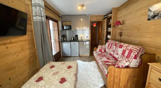 Studio La Clusaz, 1 pièce, 4 personnes - FR-1-459-184, Забронировать Апартаменты/квартира Отели Ла-Клюза с парковкой, рядом с Горнолыжный подъемник Пти Боссонне, Парковка