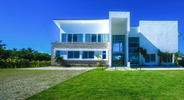 Modern and Fresh Oceanfront Villa
