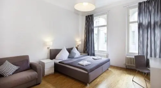 Spacious Ruterra 3BDR Flat, Забронировать Отель Отели Праги 4 звезды, рядом с Ротонда Святого Креста, 4*