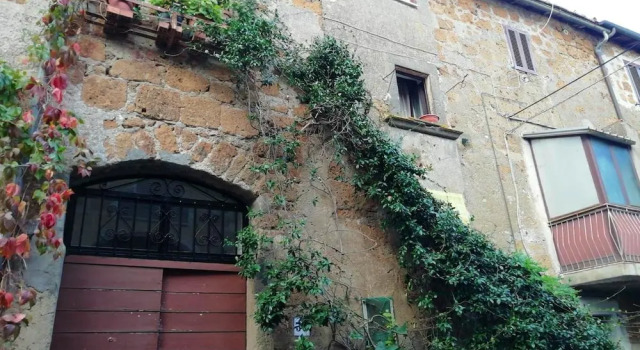 House With 3 Bedrooms in Barbarano Romano, With Furnished Terrace Near the Beach, Prenota Hotel Hotel a Lazio con parcheggio, Parcheggio